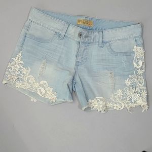 Women's Guess shorts